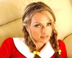 Stacy Sanches