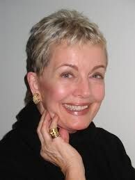 Joanna Barnes