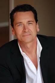Mark Lindsay Chapman