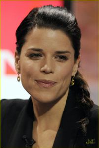 Neve Campbell