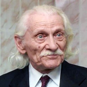 Виктор Лазарев