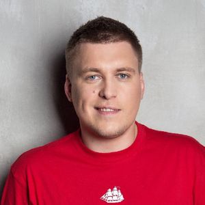 Александр Незлобин