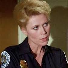 Leslie Easterbrook