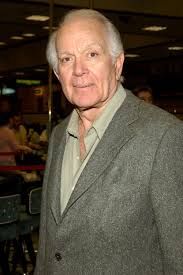Robert Mandan