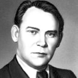 Анатолий Новиков