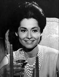 Carol Lawrence