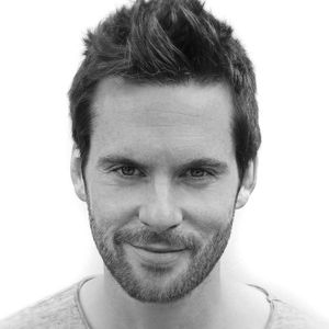 Tom Riley