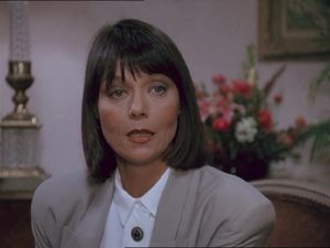 Carolyn Seymour