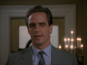 Howard McGillin