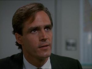 Howard McGillin