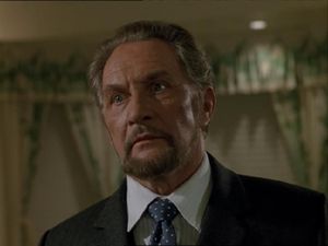 Roy Dotrice