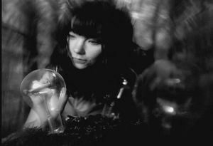 Björk: Isobel
