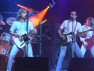 Status Quo: Anniversary Waltz, A Celebration of 25 Rockin' Years