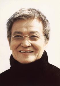 Ken Ogata