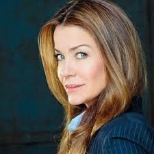 Claudia Christian