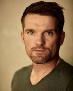 Dean Ashton