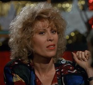 Leslie Easterbrook