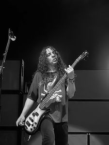 Mike Inez
