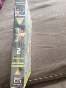 Mighty Morphin Power Rangers Vol 2 Teamwork & A Pressing Engagement