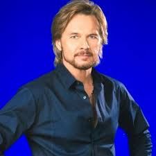 Stephen Nichols