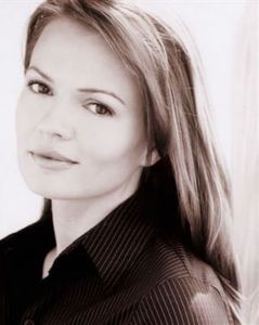 Claudette Mink