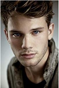 Jeremy Irvine