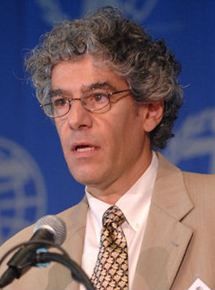 Daniel Giat