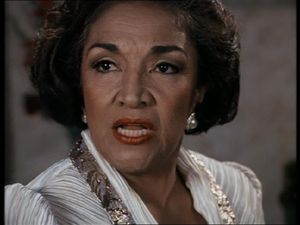 Miriam Colon