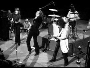 Led Zeppelin: Communication Breakdown