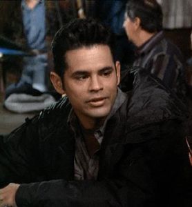 Raymond Cruz