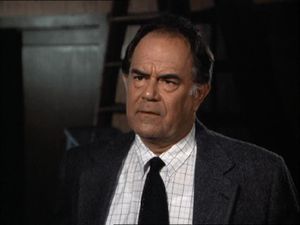 Laurence Luckinbill