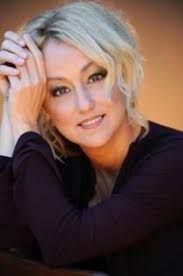 Yvonne Suhor