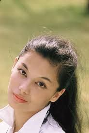 France Nuyen