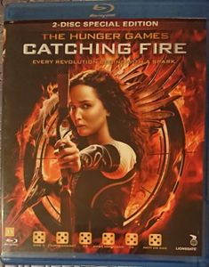 The Hunger Games: Catching Fire (2-Disc Special Edition)