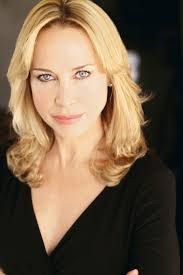 Lynda Robertson
