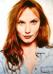 Ana Girardot