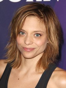 Lizzie Brocheré