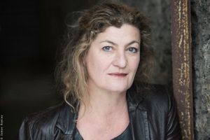 Julie Brochen