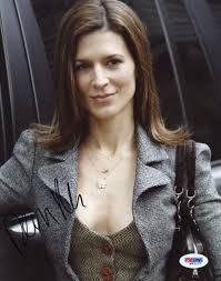 Perrey Reeves