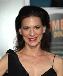 Perrey Reeves