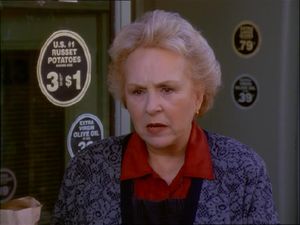 Doris Roberts