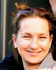 Isabelle Dickes