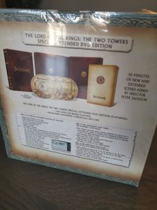The Lord of the Rings: The Two Towers Collector's DVD Set