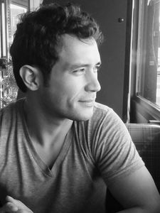 Benny Briseño