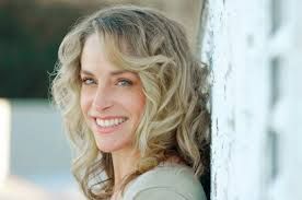 Amanda Wyss