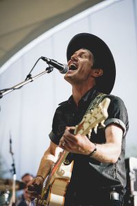 Luke Doucet