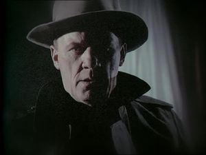 Leon Russom
