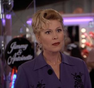 Leslie Easterbrook