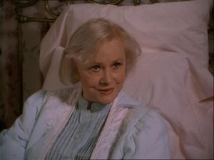 Audra Lindley