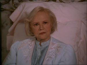 Audra Lindley